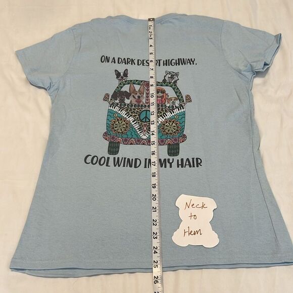Light Blue szM SS tee “on a dark desert highway cool wind in my hair” EUC - Picture 6 of 6